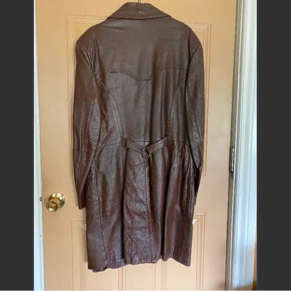 Men’s Leather Coat - Picture 2 of 4
